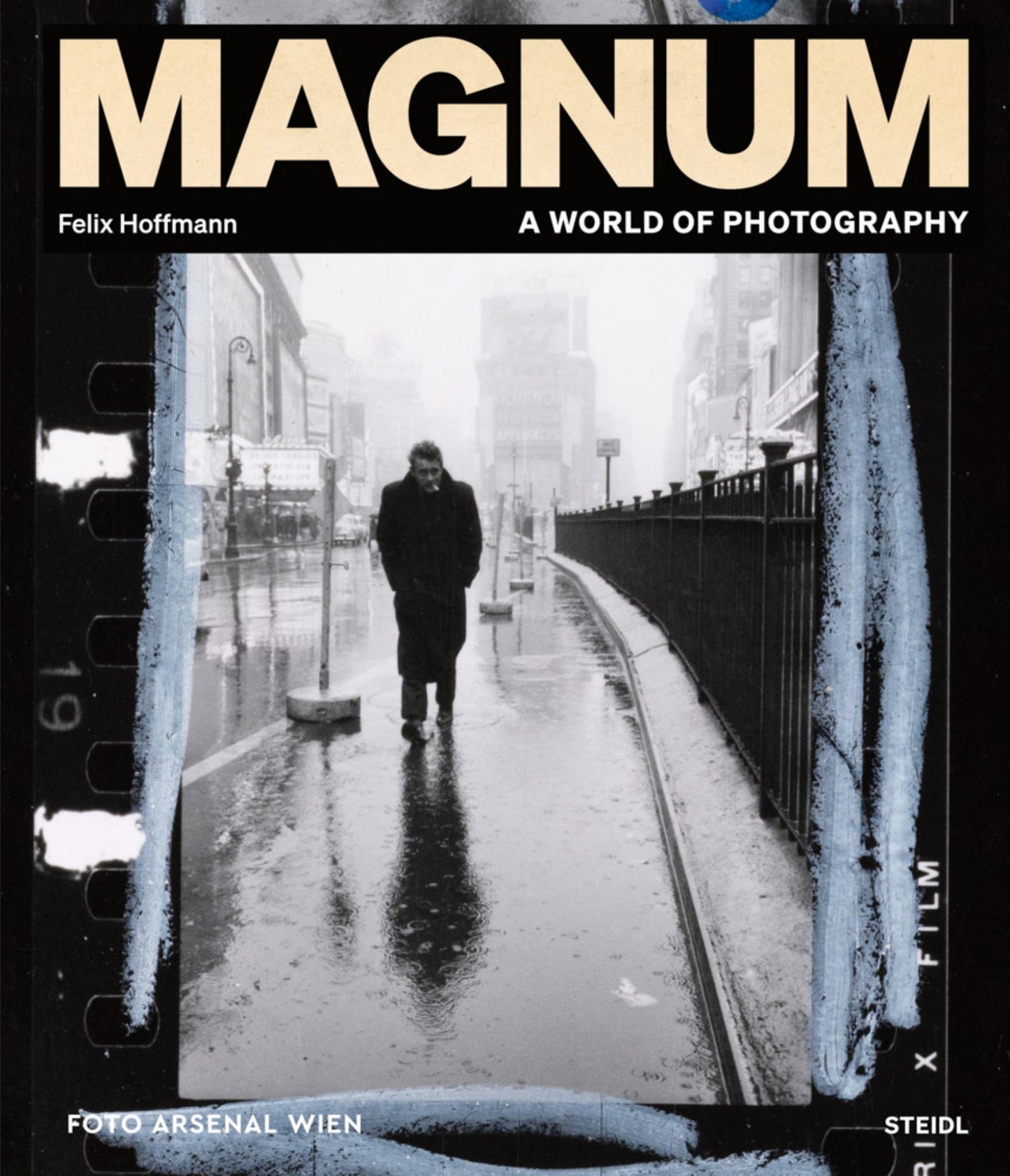 Magnum: a World of Photography Cover Image