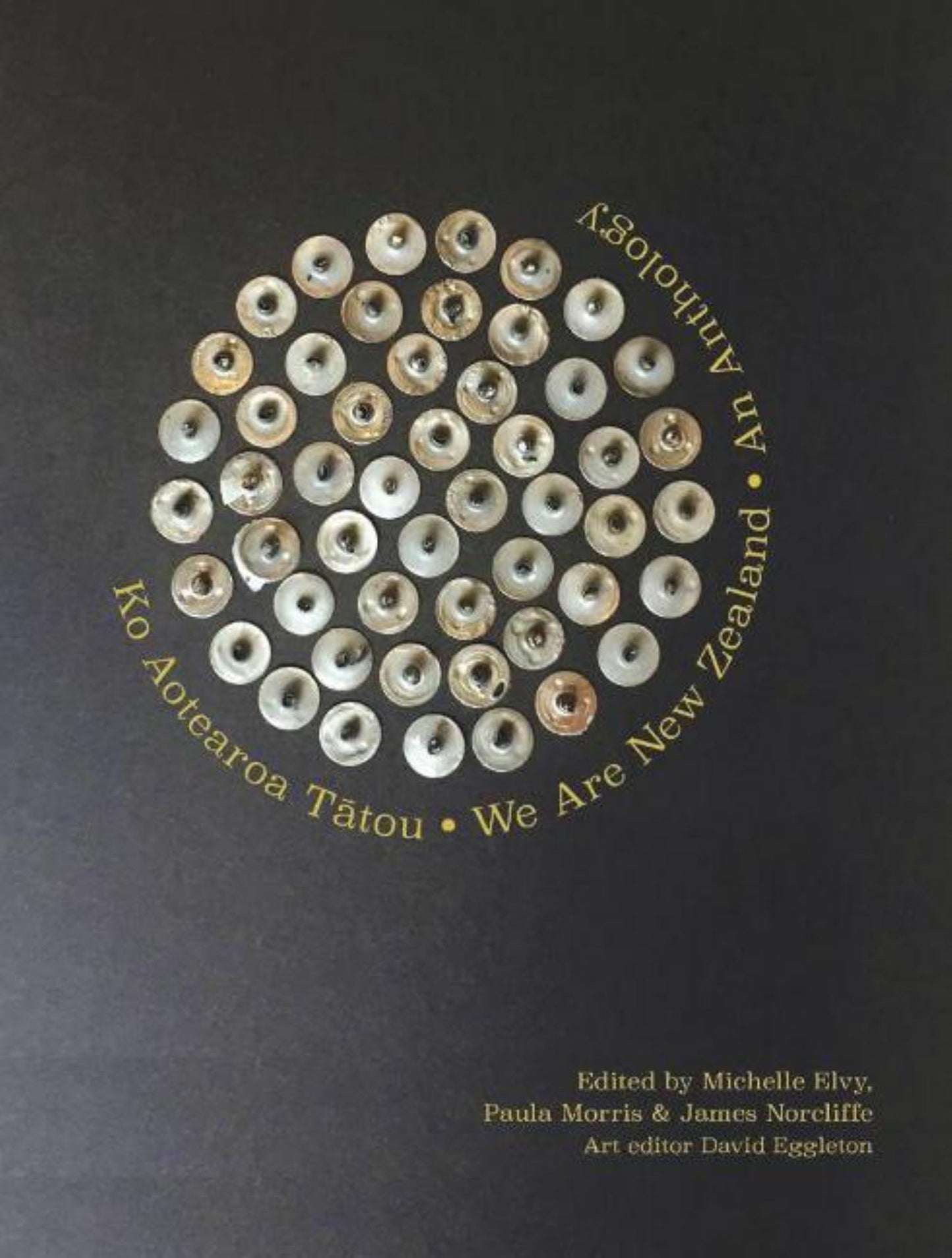 Ko Aotearoa Tatou/We Are New Zealand Cover Image